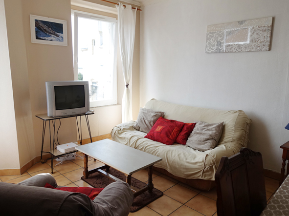 Location appartement 70m² dans maison de village sur Etel dans le Morbihan, proximité Carnac et Quiberon.